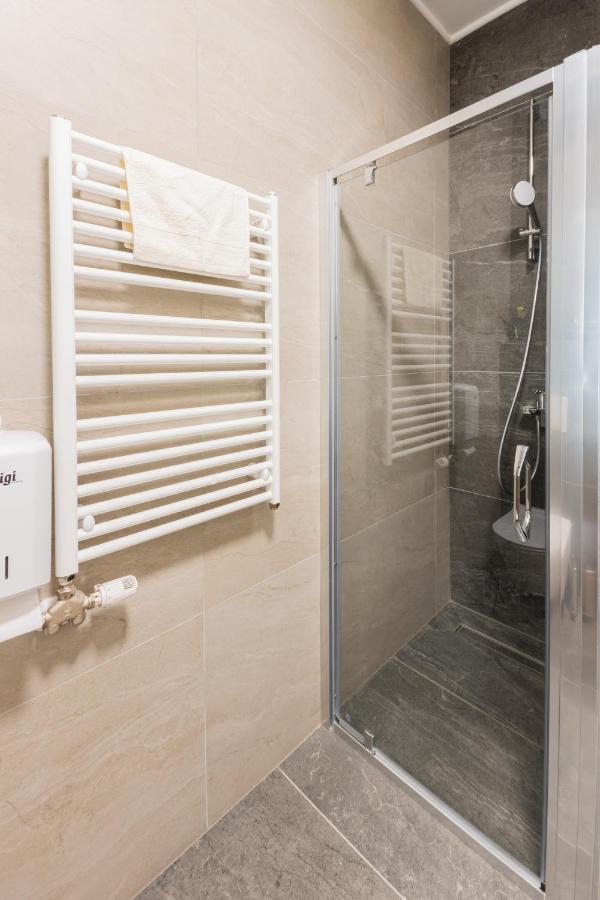 Comfort Lux Residence バニャ・ルカ エクステリア 写真
