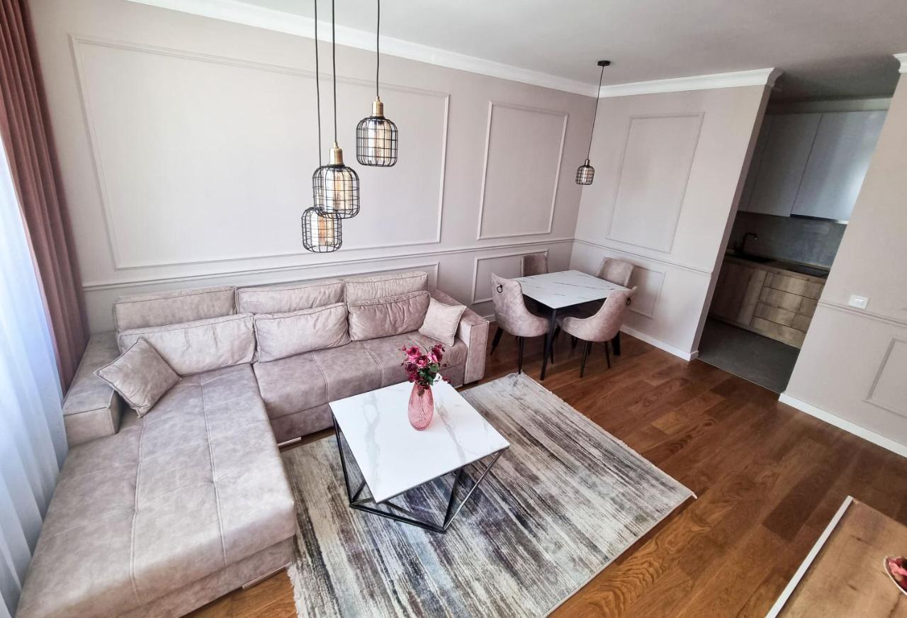 Comfort Lux Residence バニャ・ルカ エクステリア 写真